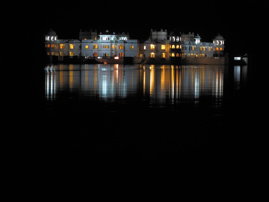 Juesta Lake Nahargarh Palace, Chittorgarh Pārsoli Esterno foto